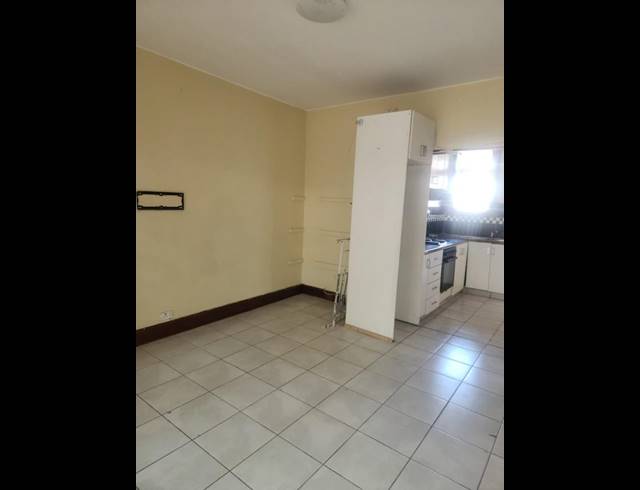 2 BEDROOM PROPERTY TO RENT IN ESSENWOOD